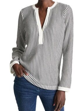 NIC+ZOE Black and White Knit Split-Neck Tunic